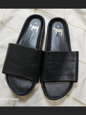Beek Pelican Leather Platform Sandal Black Size 6